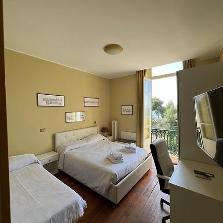 Hotel Petit Royal オスペダレッティ エクステリア 写真