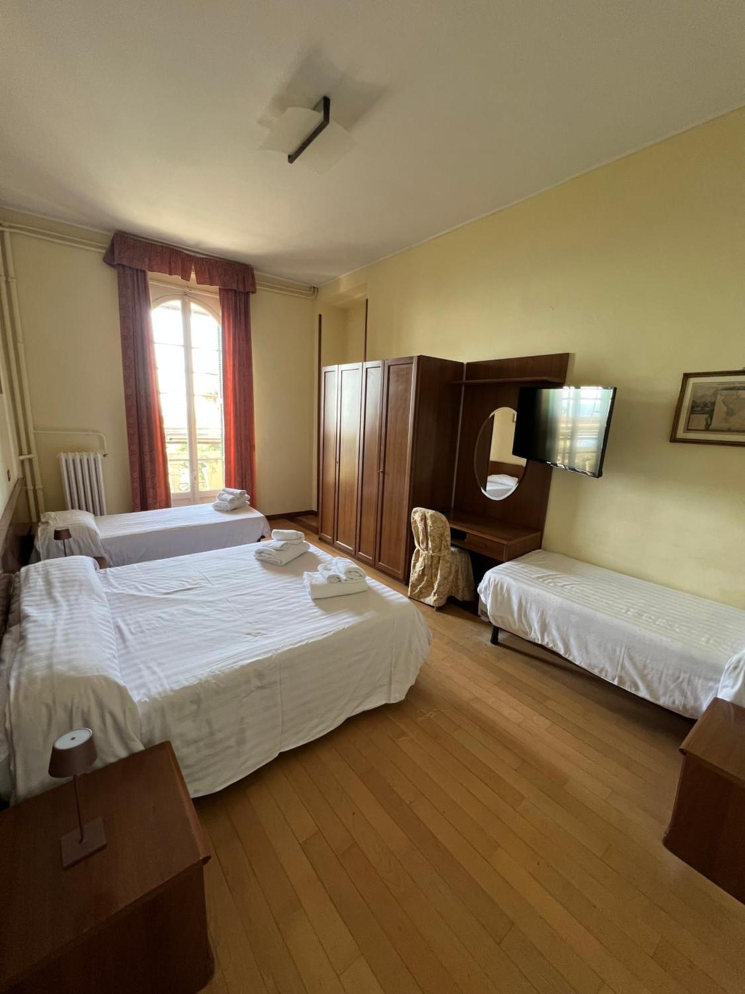 Hotel Petit Royal オスペダレッティ エクステリア 写真